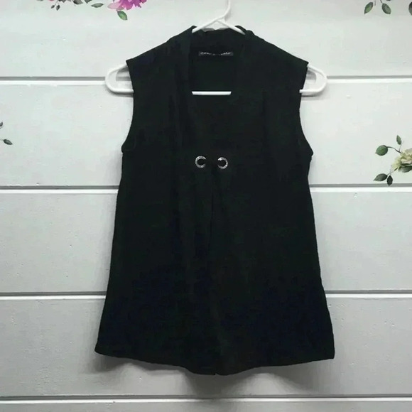 Women’s top size small Zoey& Leelo - Picture 1 of 4